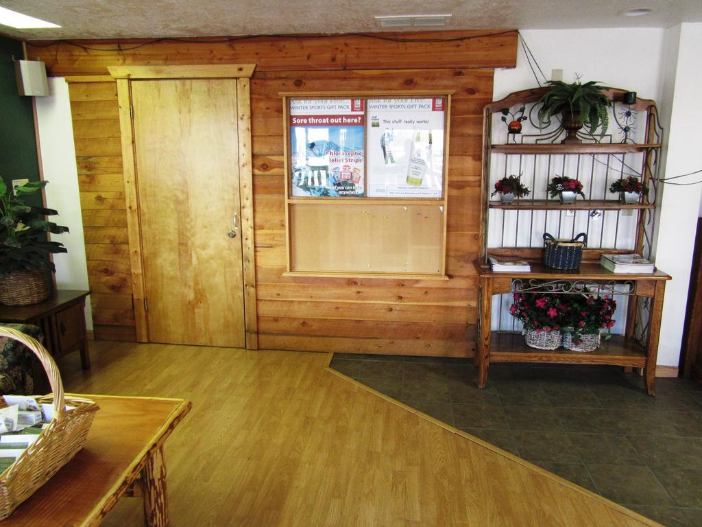 Yellowstone Country Inn West Yellowstone Extérieur photo