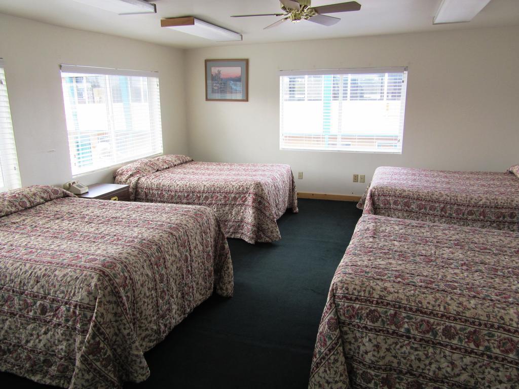 Yellowstone Country Inn West Yellowstone Extérieur photo
