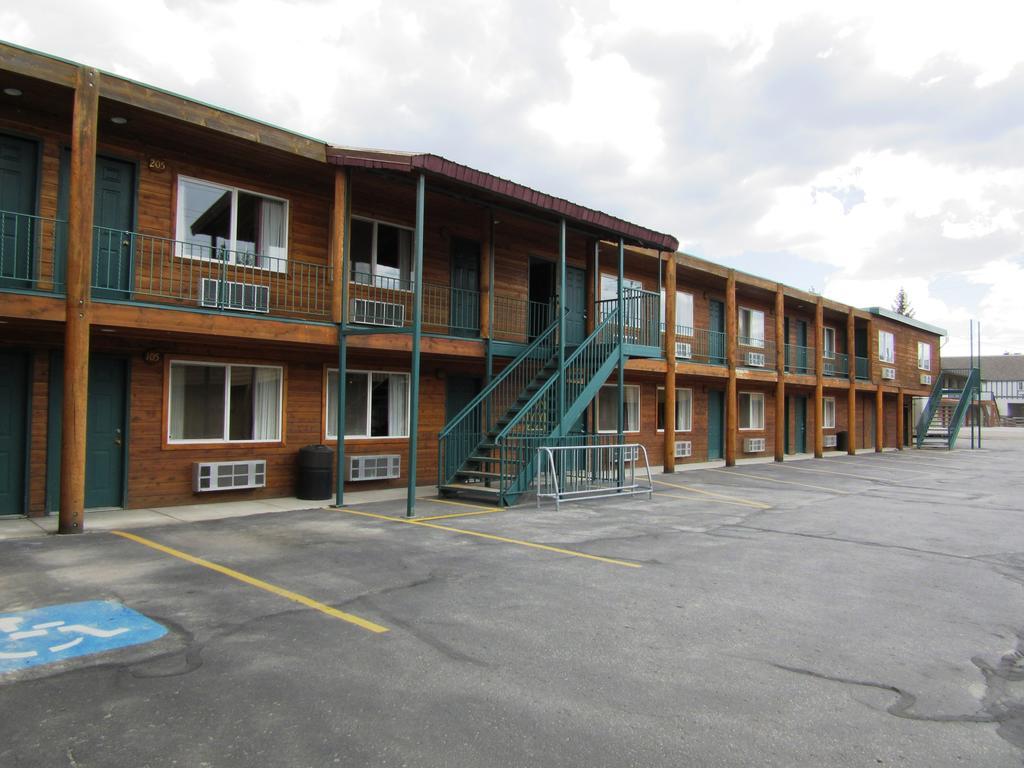 Yellowstone Country Inn West Yellowstone Extérieur photo